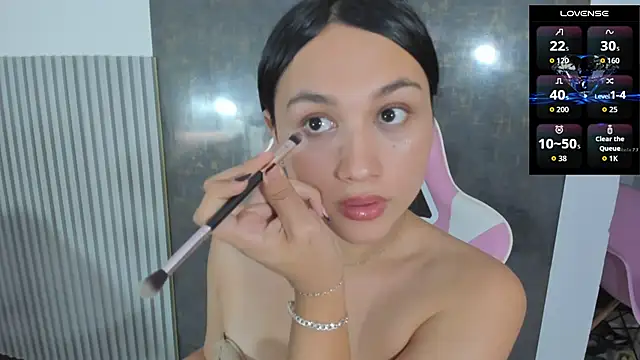 lana boomer online show from 04/12/26, 07:52