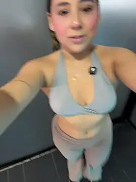 MelodyRey  online show from 12/20/25, 10:39