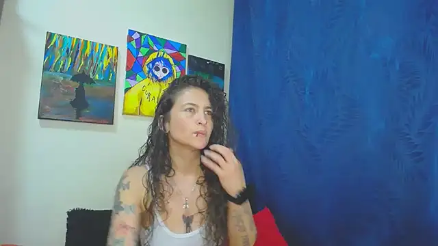 Leyla Horny Bg online show from 11/06/25, 12:00