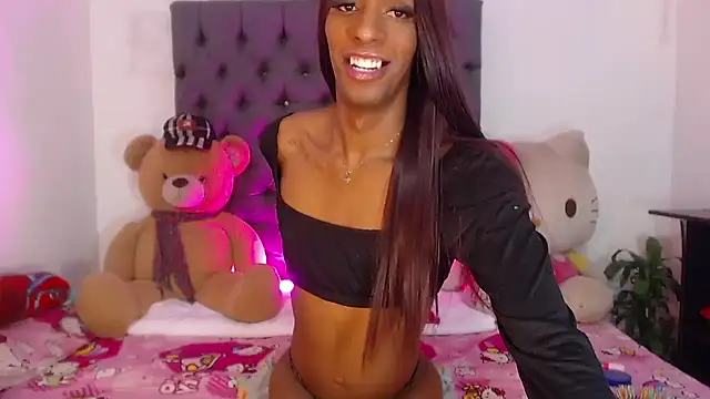 lucianadolll online show from 06/05/26, 04:56