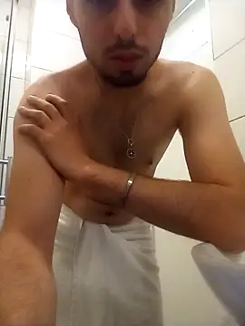 Raze Elusive online show from 10/09/25, 10:52