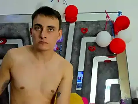 Snapshot of Salome_Moonn chatting on 02/15/25, 11:36 Salome Moonn online show from 02/15/25, 11:36