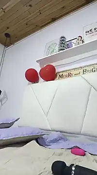 Snapshot of dholcee chatting on 12/15/24, 08:25 dholcee online show from 12/15/24, 08:25