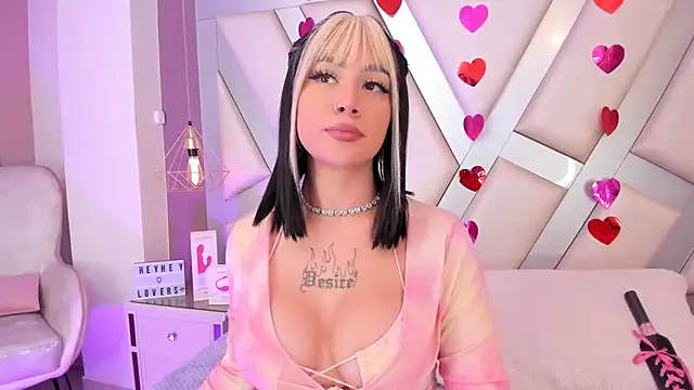 MadissonRey online show from 03/04/26, 01:17