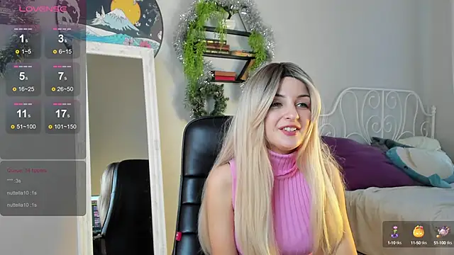 Snapshot of Katty_Lights chatting on 12/13/24, 09:02 Katty Lights online show from 12/13/24, 09:02