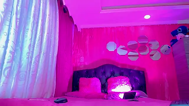 TiffanyMackensyy online show from 03/09/26, 01:31