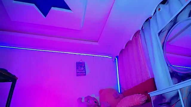 TiffanyMackensyy online show from 05/24/26, 01:21