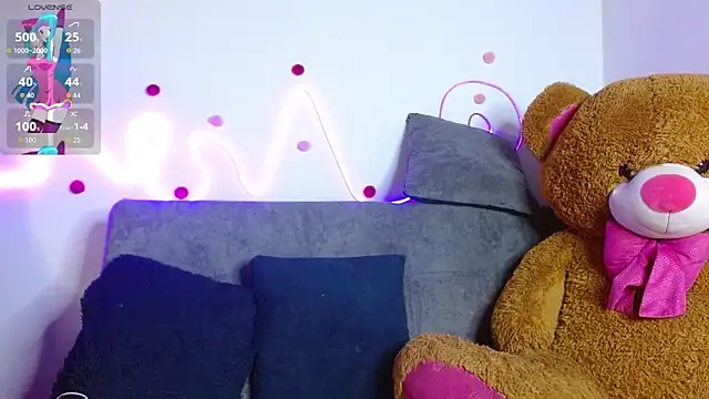 sophia cute1 1 online show from 09/20/25, 12:28