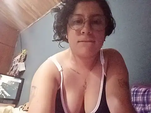 Lia mar moon online show from 06/28/26, 10:27