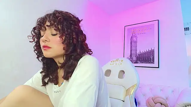 Theia moon online show from 01/12/25, 03:46