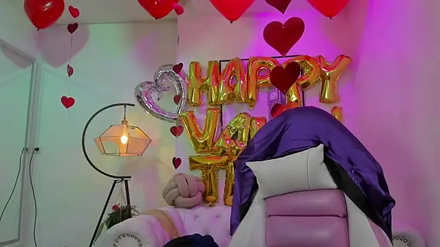 Theia moon online show from 02/15/25, 12:54