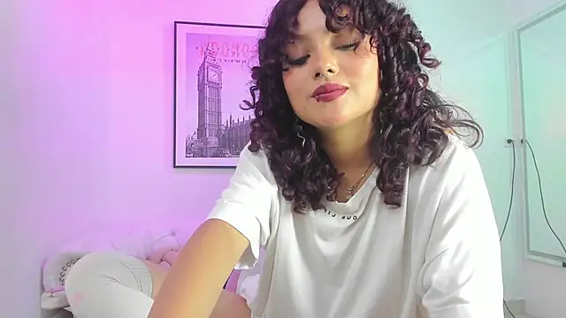 Theia moon online show from 02/28/25, 03:48