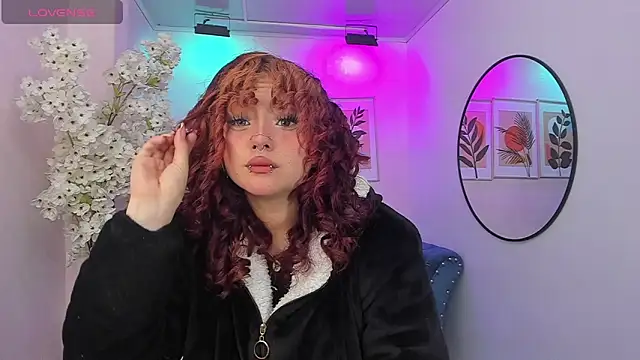 Theia moon online show from 11/21/25, 01:32