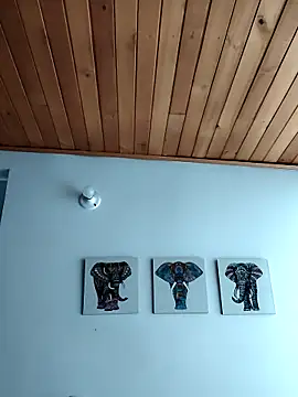 Neve Collins online show from 10/10/25, 02:05