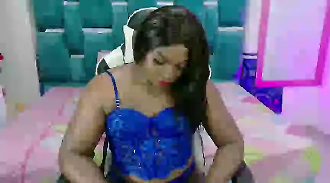 LuisaHottxx online show from 02/20/25, 05:23