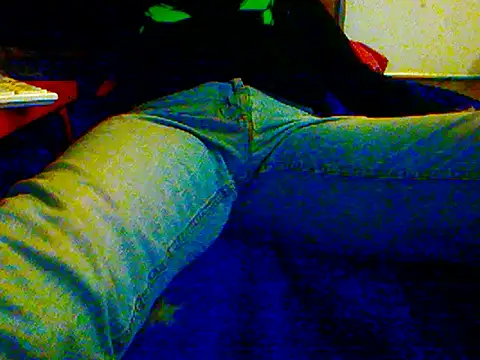 Snapshot of Adi1985gda chatting on 12/19/25, 04:25 Adi1985gda online show from 12/19/25, 04:25