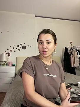 MiraMiss online show from 03/07/25, 04:57