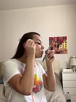 MiraMiss online show from 09/12/25, 08:36