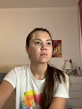 MiraMiss online show from 09/28/25, 07:25