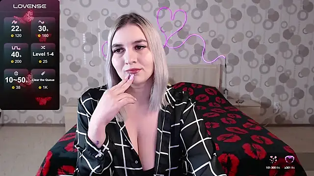 Snapshot of crystal_baby chatting on 12/21/24, 09:33 crystal baby online show from 12/21/24, 09:33