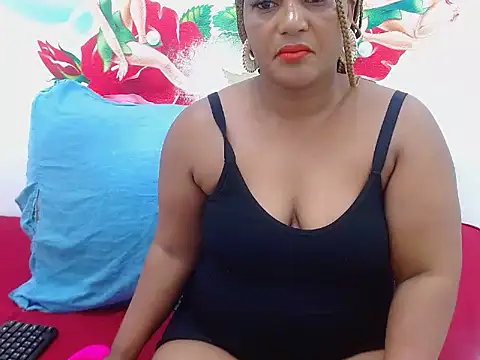 SexyEbony37X online show from 12/05/25, 09:29