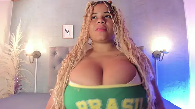 MeridaLane online show from 11/25/25, 01:11