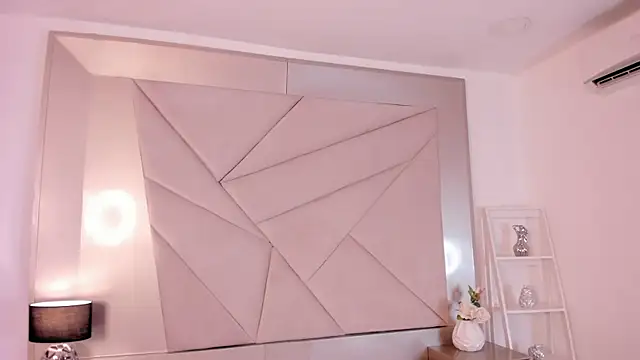 Snapshot of RAVENDIPAUL chatting on 02/07/25, 10:52 RAVENDIPAUL online show from 02/07/25, 10:52