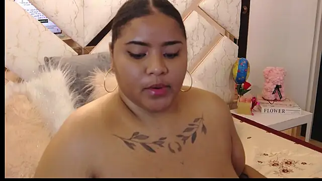 Snapshot of RAVENDIPAUL chatting on 03/19/25, 01:10 RAVENDIPAUL online show from 03/19/25, 01:10