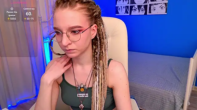 VioletShine online show from 03/09/25, 09:35