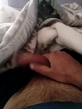 Snapshot of Noname333u chatting on 12/17/25, 04:51 Noname333u online show from 12/17/25, 04:51