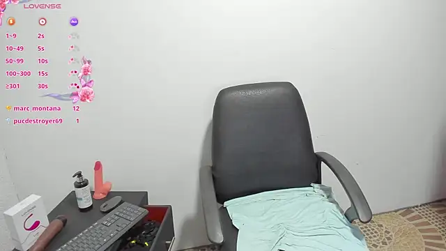 SarayMoorex  online show from 02/06/25, 11:48