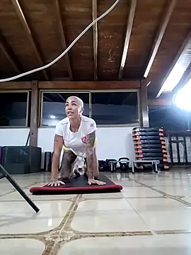 Alison fitness online show from 02/05/26, 01:21