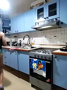 Alison fitness online show from 03/18/26, 05:10