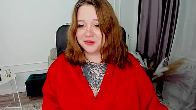 MoonLghte online show from 01/30/25, 01:44