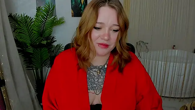 MoonLghte online show from 02/04/25, 11:16