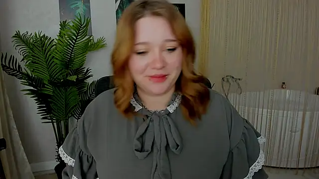 MoonLghte online show from 02/05/25, 02:40