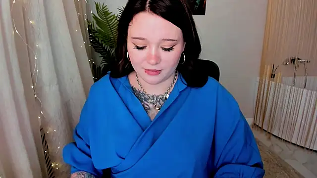 MoonLghte online show from 03/12/25, 10:39