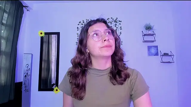 Noellesable online show from 12/17/24, 05:15