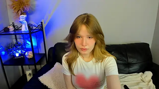 Snapshot of EvaStevs chatting on 12/14/24, 07:14 EvaStevs online show from 12/14/24, 07:14