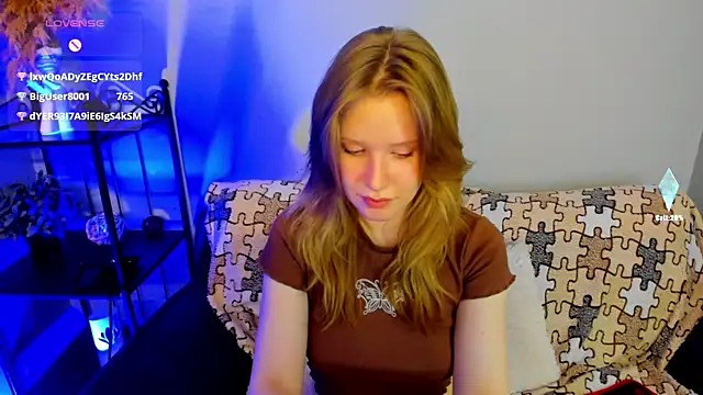 Snapshot of EvaStevs chatting on 12/29/24, 08:48 EvaStevs online show from 12/29/24, 08:48