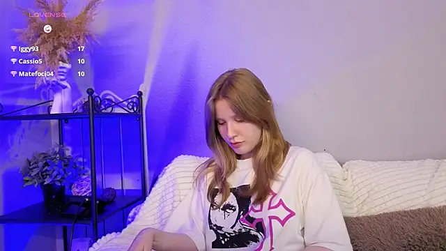 Snapshot of EvaStevs chatting on 01/10/25, 10:25 EvaStevs online show from 01/10/25, 10:25