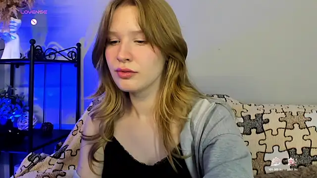 Snapshot of EvaStevs chatting on 01/15/25, 07:44 EvaStevs online show from 01/15/25, 07:44