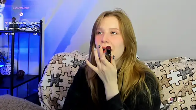 Snapshot of EvaStevs chatting on 01/18/25, 12:24 EvaStevs online show from 01/18/25, 12:24