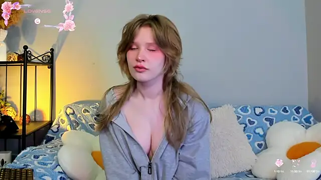 Snapshot of EvaStevs chatting on 02/22/25, 07:03 EvaStevs online show from 02/22/25, 07:03