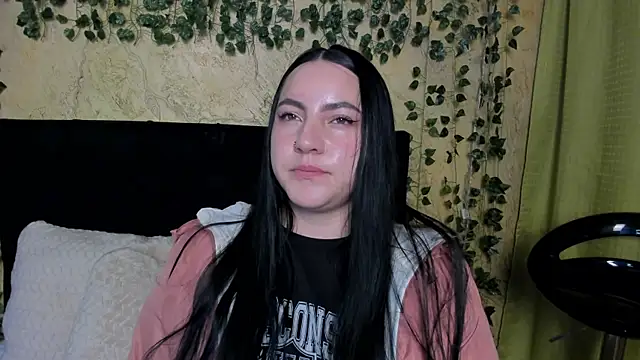 jenifer  power10 online show from 01/06/26, 06:44