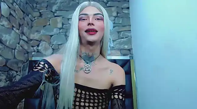 Luna and valery online show from 01/08/25, 08:07