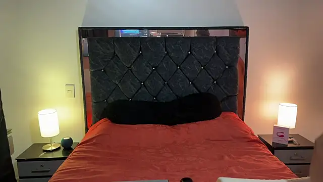 khonsu s online show from 04/10/26, 09:52