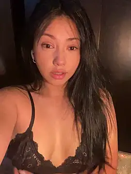 sweet kitty0110 online show from 01/21/25, 06:33