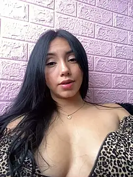 sweet kitty0110 online show from 03/11/25, 02:40