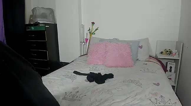 aiko mori online show from 03/11/25, 02:10